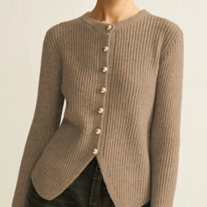 Commense Ribbed Knit Gold Button Cardigan Sweater - S NWT – Modern Elegant